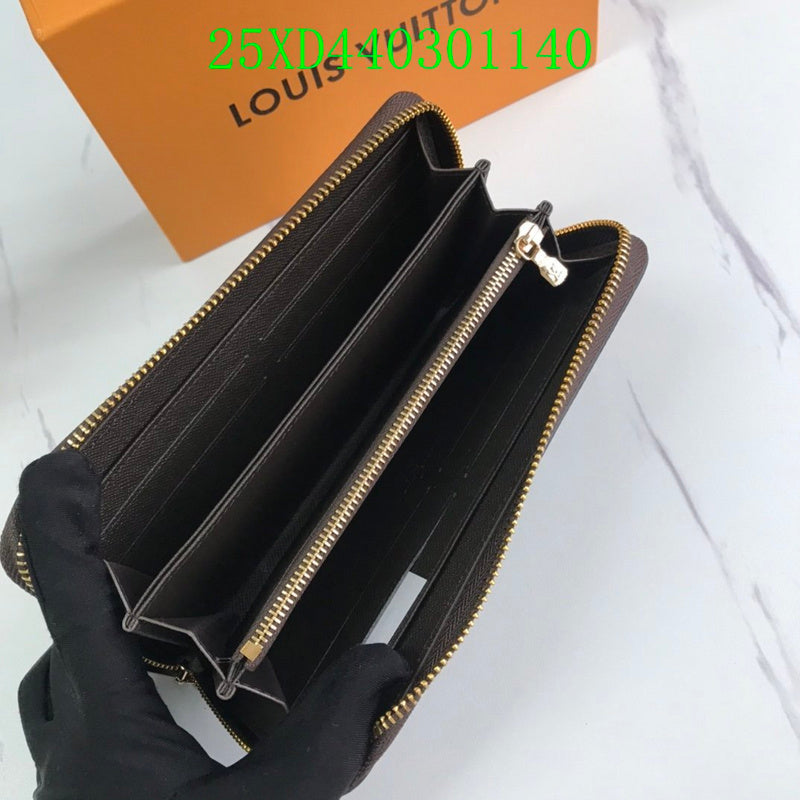 GF - CHL Wallet - 1103