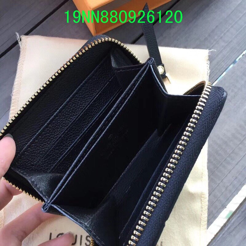 GF - CHL Wallet - 1546