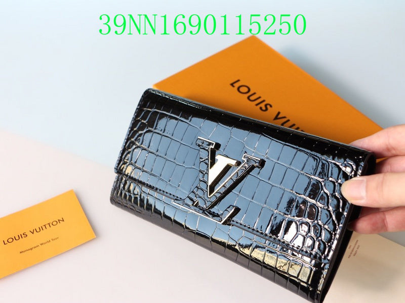 GF - CHL Wallet - 1152