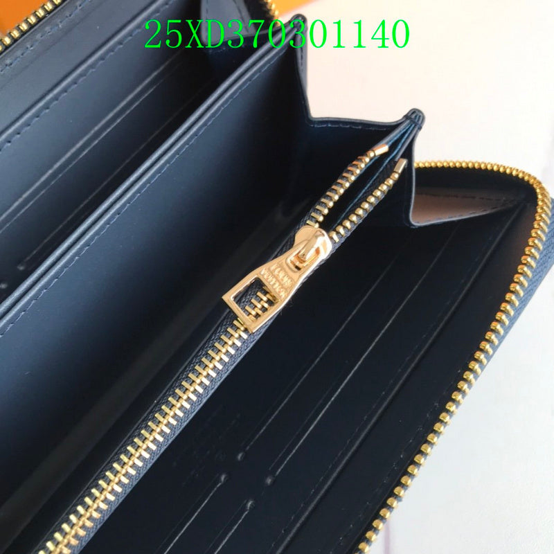 GF - CHL Wallet - 1110