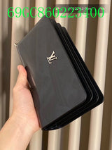 GF - CHL Wallet - 1143