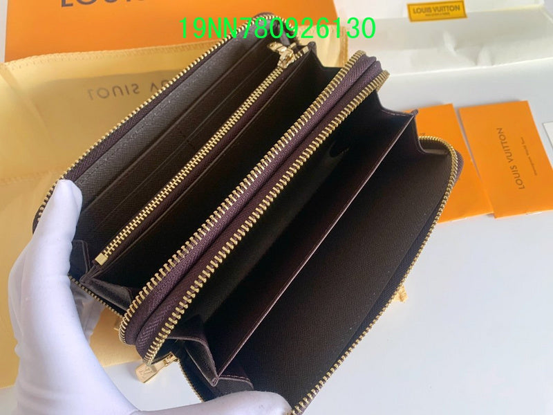 GF - CHL Wallet - 1556